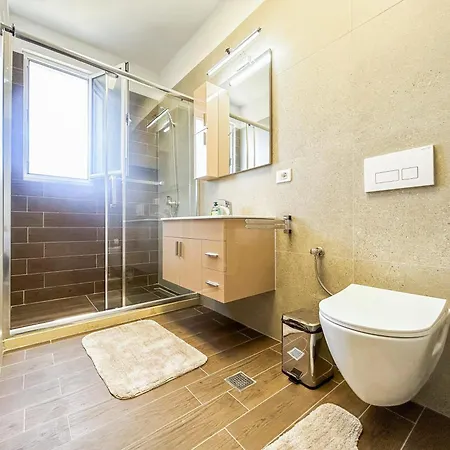 2 Bedroom 928 アパート